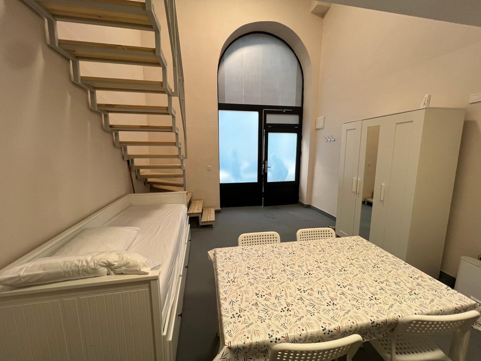 Apartment Iza-szondi Homes